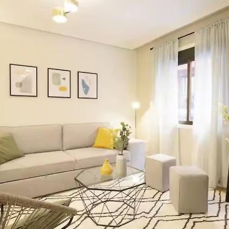 Guestready - Un Moderno Apartamento A Un Paso De La Plaza Mayor Madrid Exterior foto